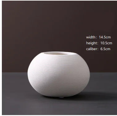 La Rana White Ceramic Vase